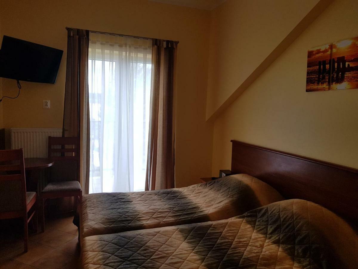 Bed and Breakfast Posejdon Ustronie Morskie Exterior foto